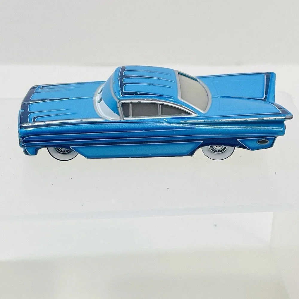 Disney Pixar Cars 1:55 Diecast Intro Ramone‎